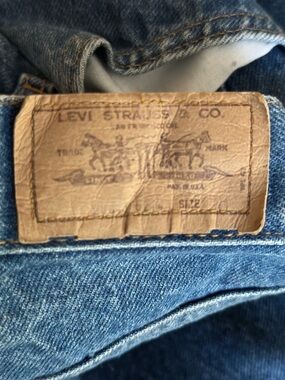 Levi's Women’s Vintage 70’s Denim Jeans in Blue with Brown Leather Patch